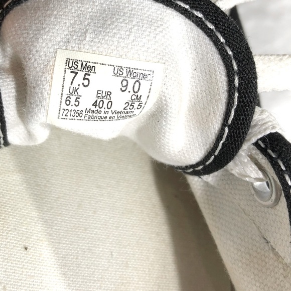 Vans Authentic Canvas Shoe - Picture 12 of 12